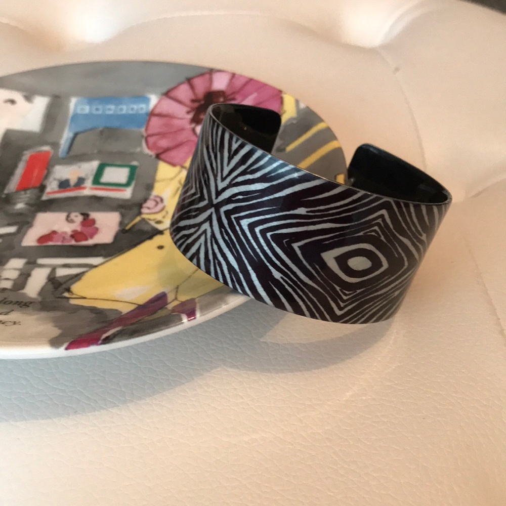Cuff bracelet